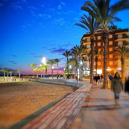 Moderno Scandic, Playa Del Cura