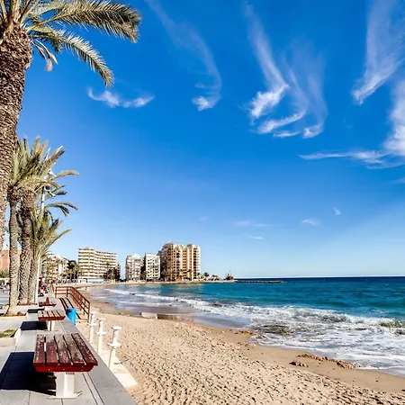 Апартаменты Moderno Scandic, Playa Del Cura Торевьиа