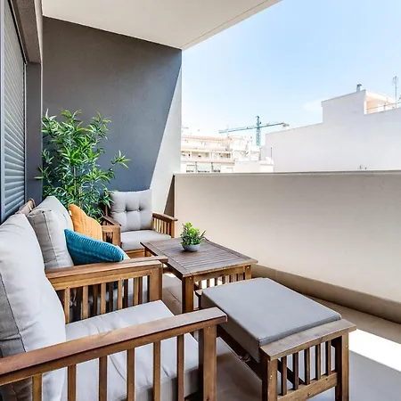 Moderno Scandic, Playa Del Cura *