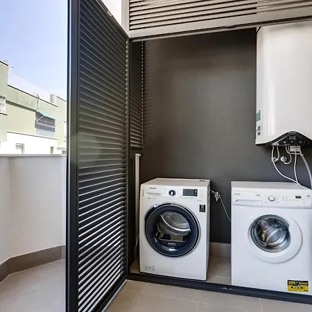 Moderno Scandic, Playa Del Cura Торевьиа