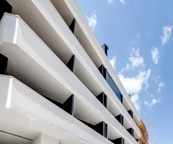 Moderno Scandic, Playa Del Cura Apartment